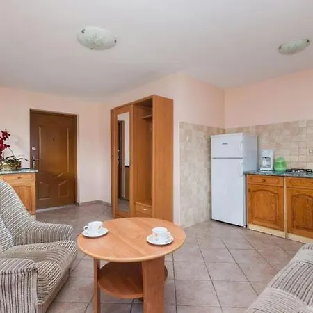 Comfortable Holiday Home, Feriehus *