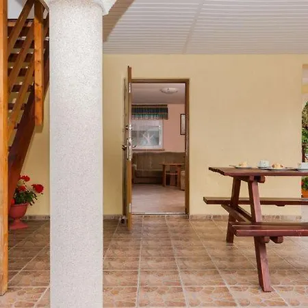 Comfortable Holiday Home, Feriehus Miedzyzdroje