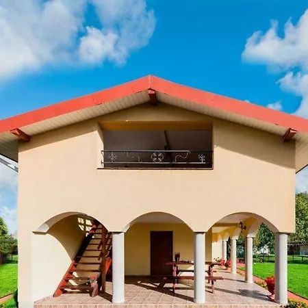 Comfortable Holiday Home, Feriehus *