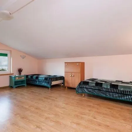 Comfortable Holiday Home, Feriehus *